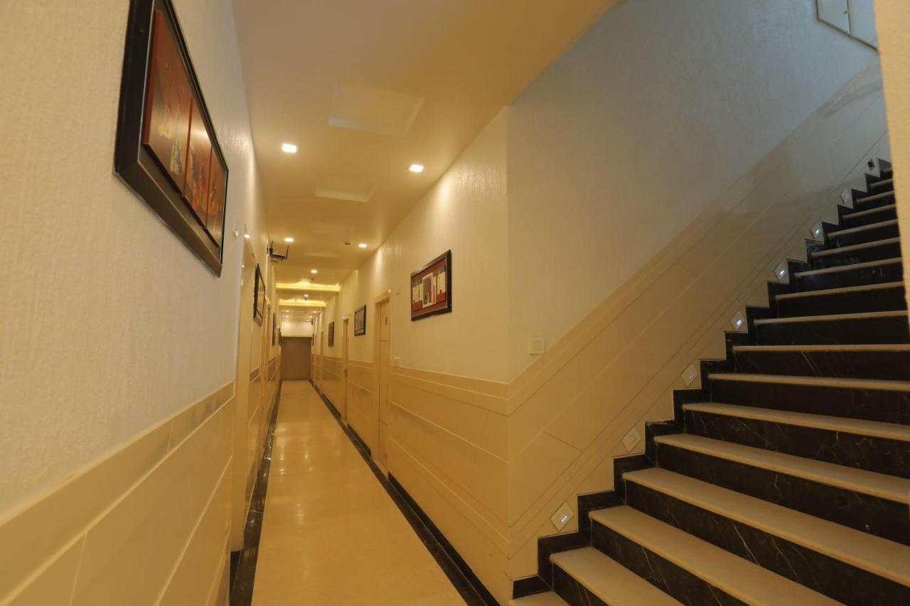 Hotel Sahib'S Red Carpet - Family & Corporate Hotel Chain Agra  Eksteriør bilde